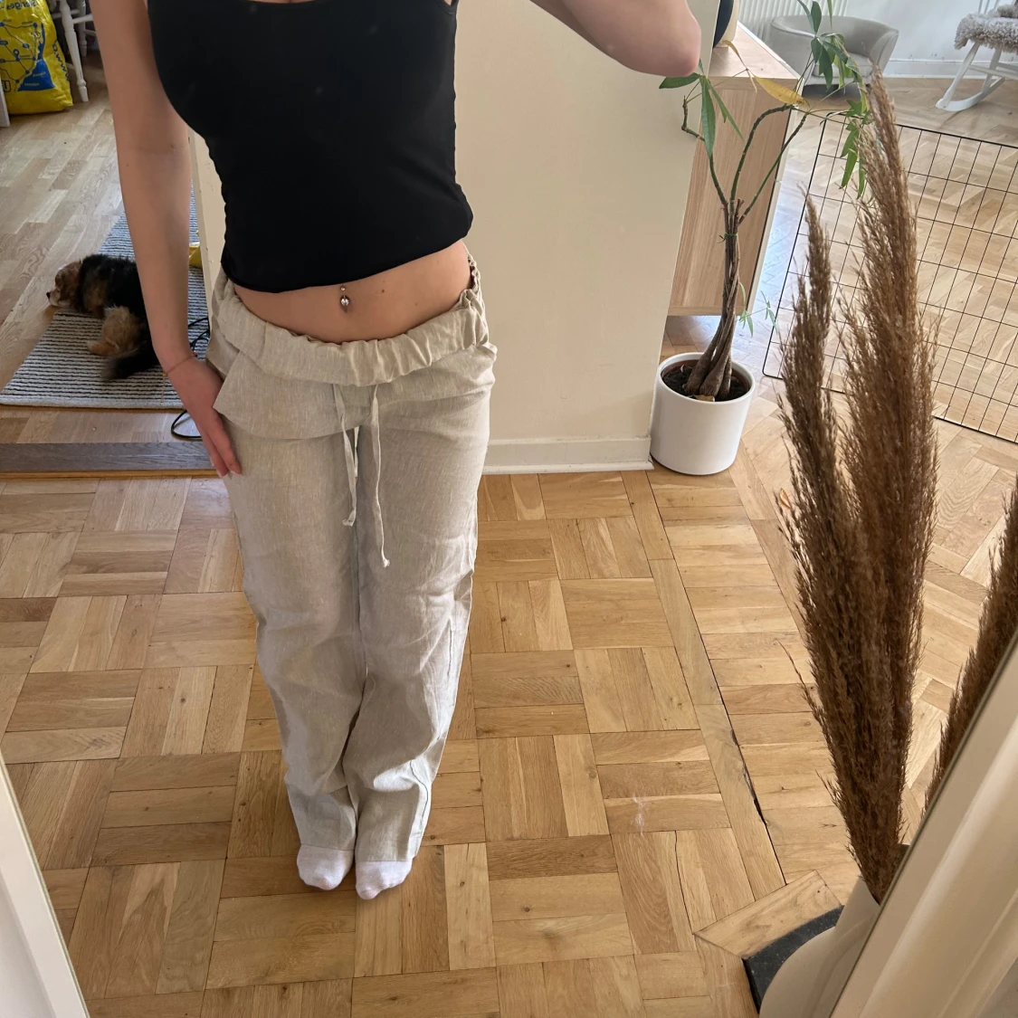 Beiga linnebyxor med snörning - 2