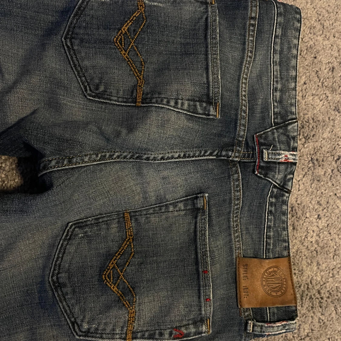 Replay blå jeans med broderade fickor - 1