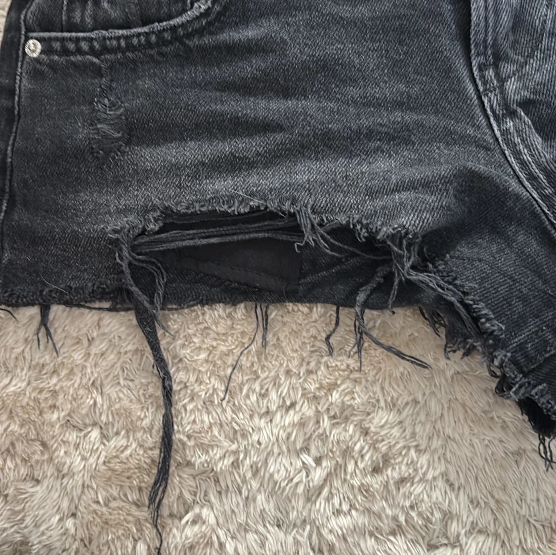 Svarta jeansshorts från Zara - 3