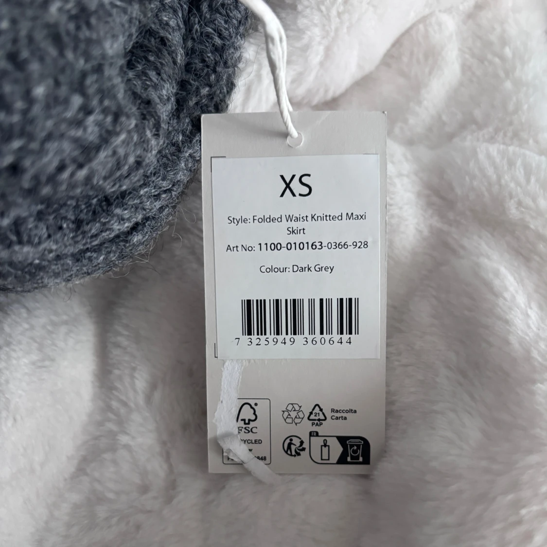 En jättefin stickad långkjol! ✨ - 4