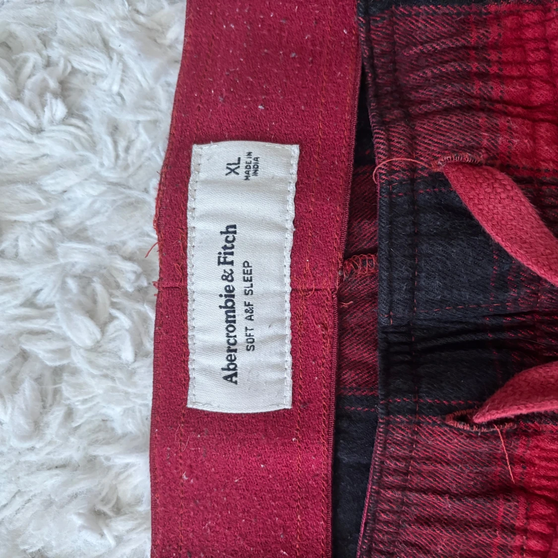 Rödrutiga mjukisbyxor Abercrombie XL - 2