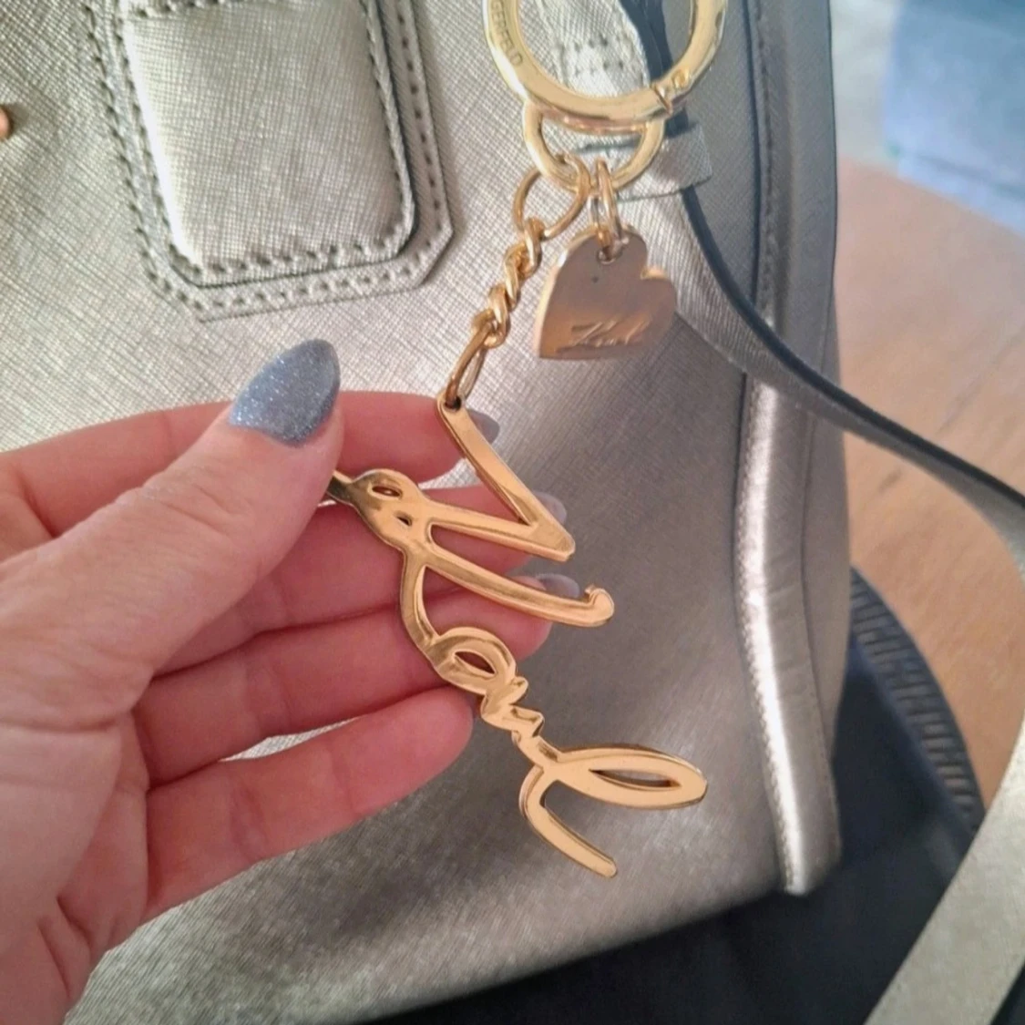 Silver axelväska från Karl Lagerfeld - 2