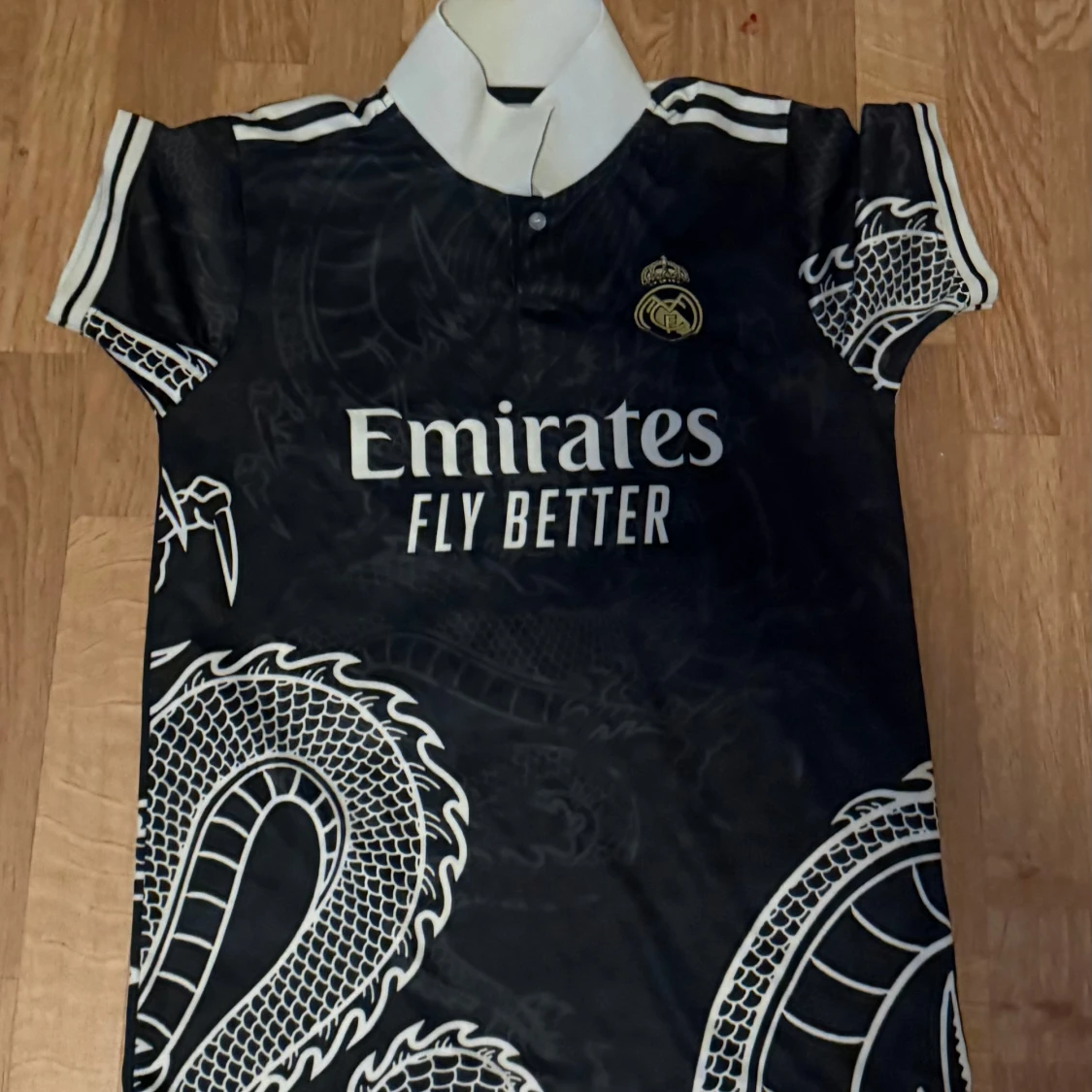 Real Madrid svart draktröja