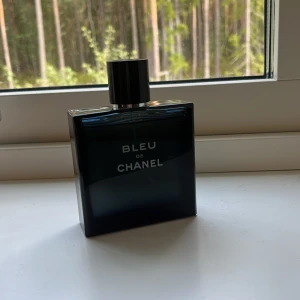 Bleu de Chanel - Säljer en 100ml bleu de Chanel parfym. Nypris ligger på 1500kr, mitt pris är 1299kr