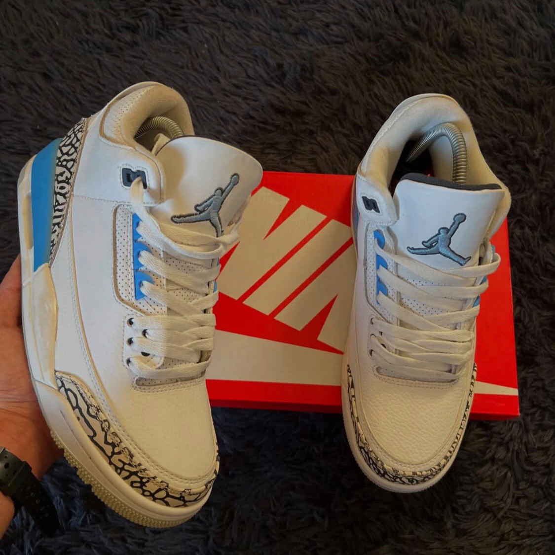  Jordan 3 UNC sneakers