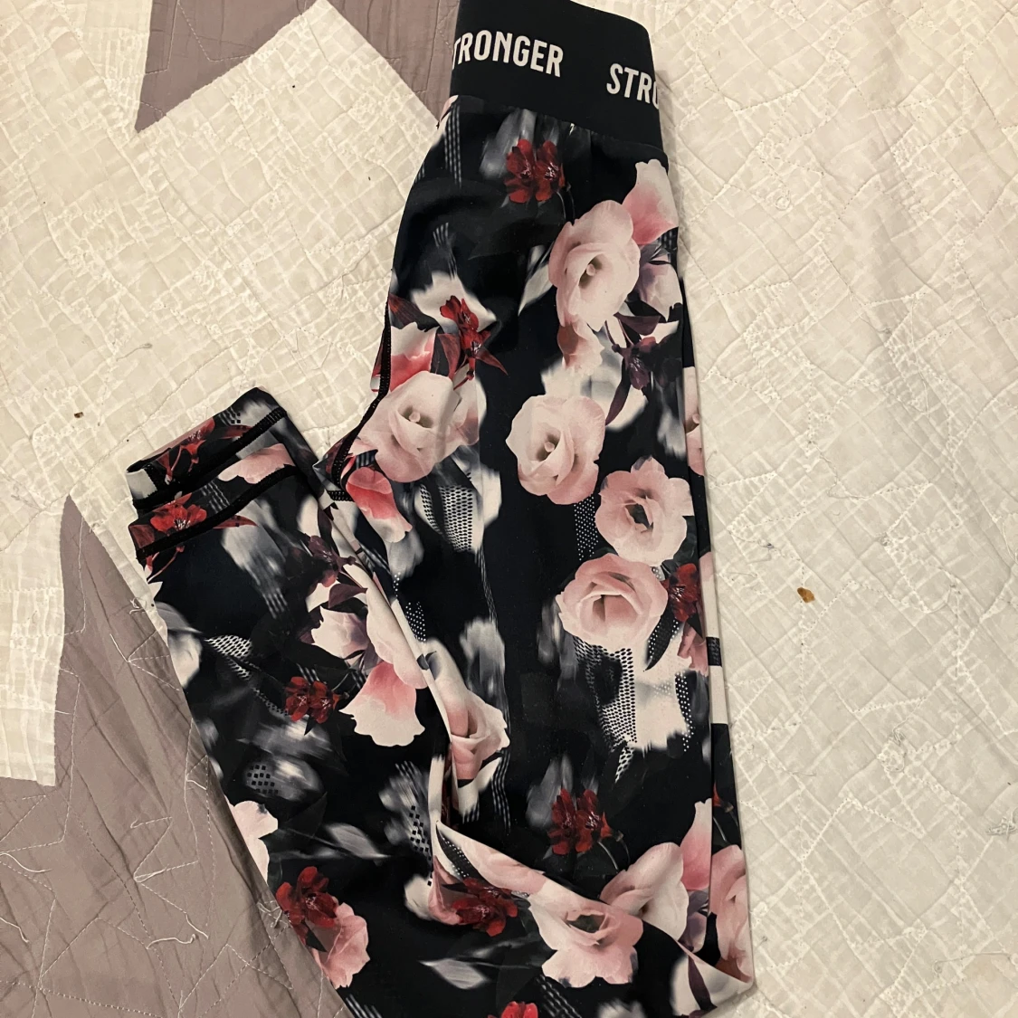 Träningstights från Stronger - 1