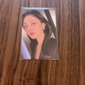 Jihyo från twice photocard - Ett Jihyo photocard från READY TO BE era. Jag samlar inte på kpop kort längre så säljer massor! Gå in på min profil för att se fler:) 