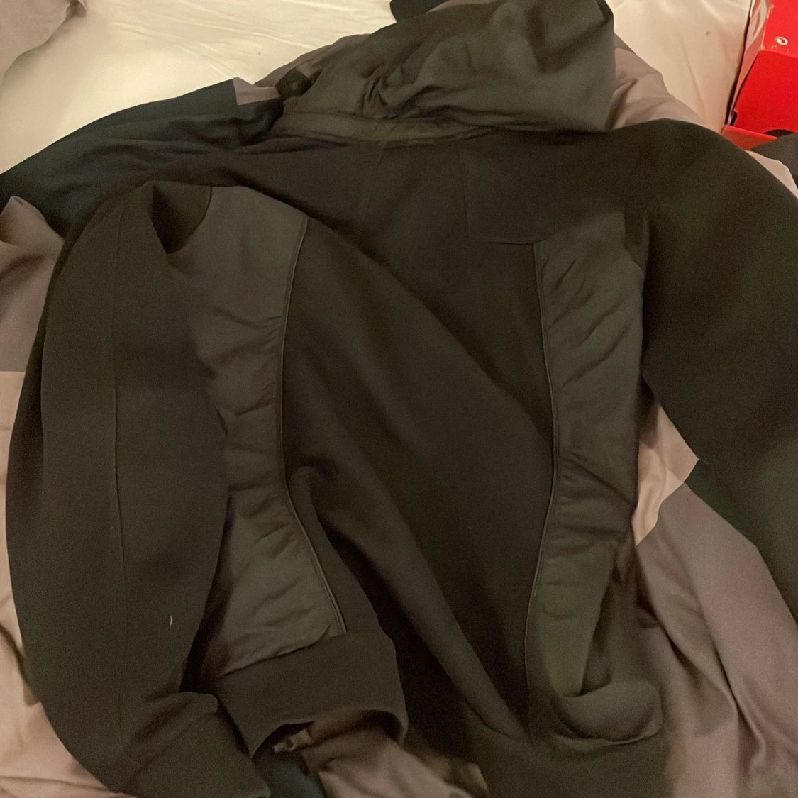 Svart hoodiejacka från BOSS - 3