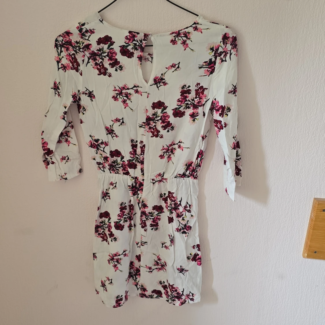 Blommig kortklänning från H&M Divided - 1