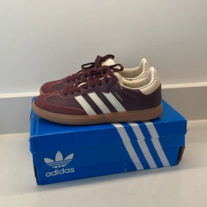 Adidas Samba OG - Helt nya aldrig använda str 37 skriv vid fler frågor ❤️