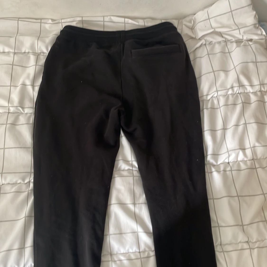 Svarta mjukisbyxor från Hugo - 4