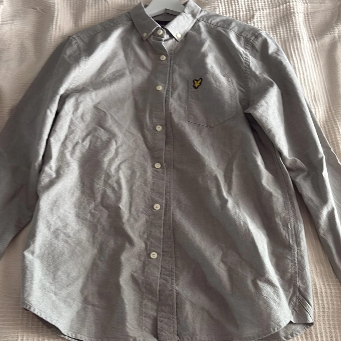 Grå skjorta från Lyle & Scott, storlek M