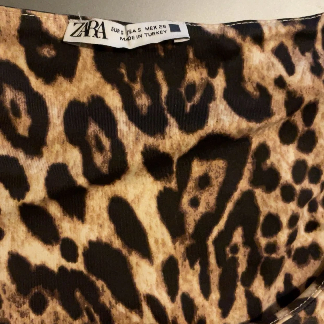 Leopardmönstrad linne från Zara - 1
