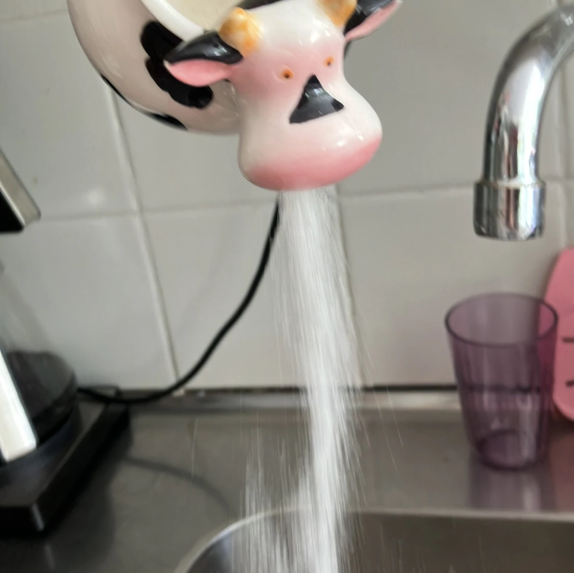   Ko-kanna. Sås kanna. Socker kanna. Porslin ko. 🐄  - 1