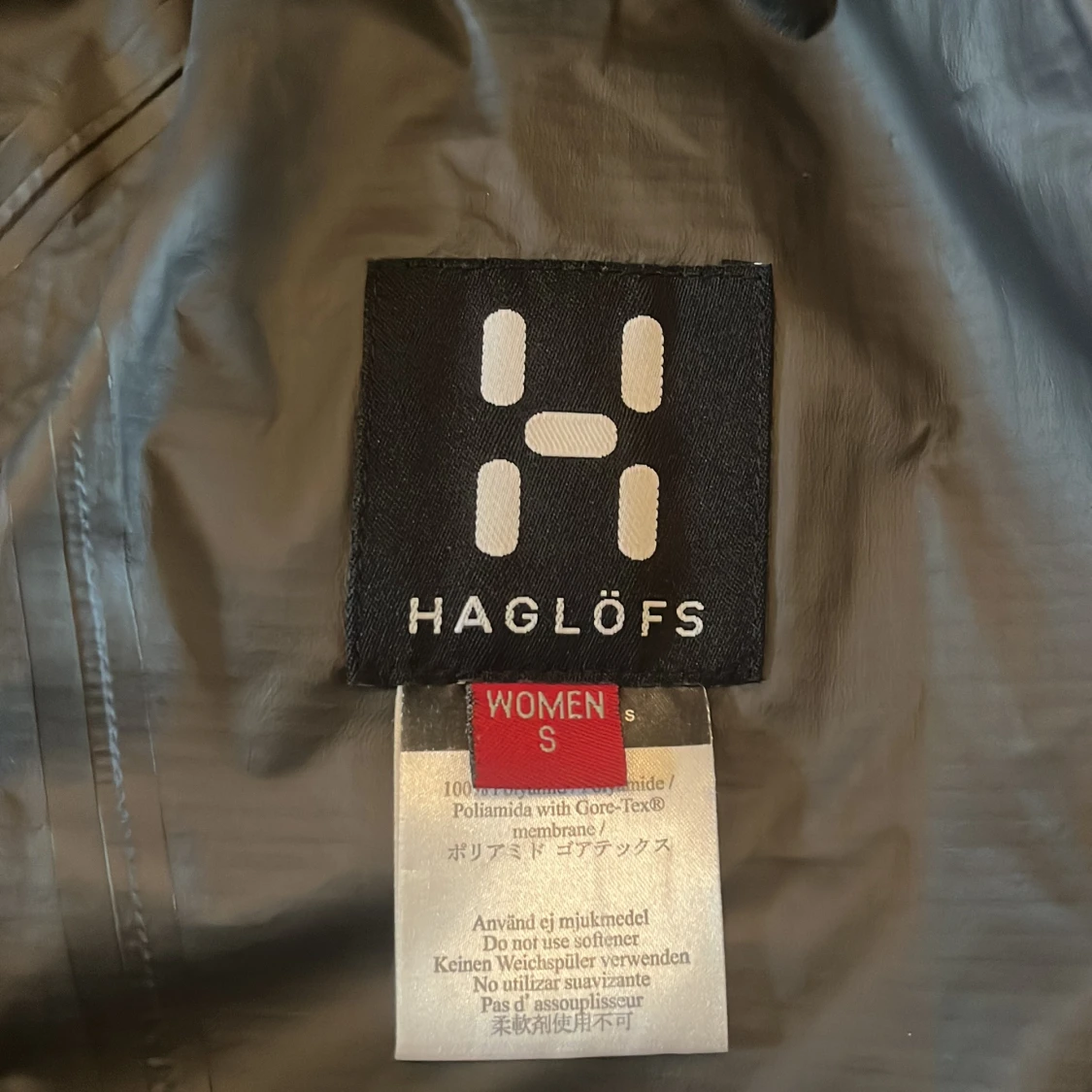 Lila Gore-Tex vindjacka från Haglöfs - 3