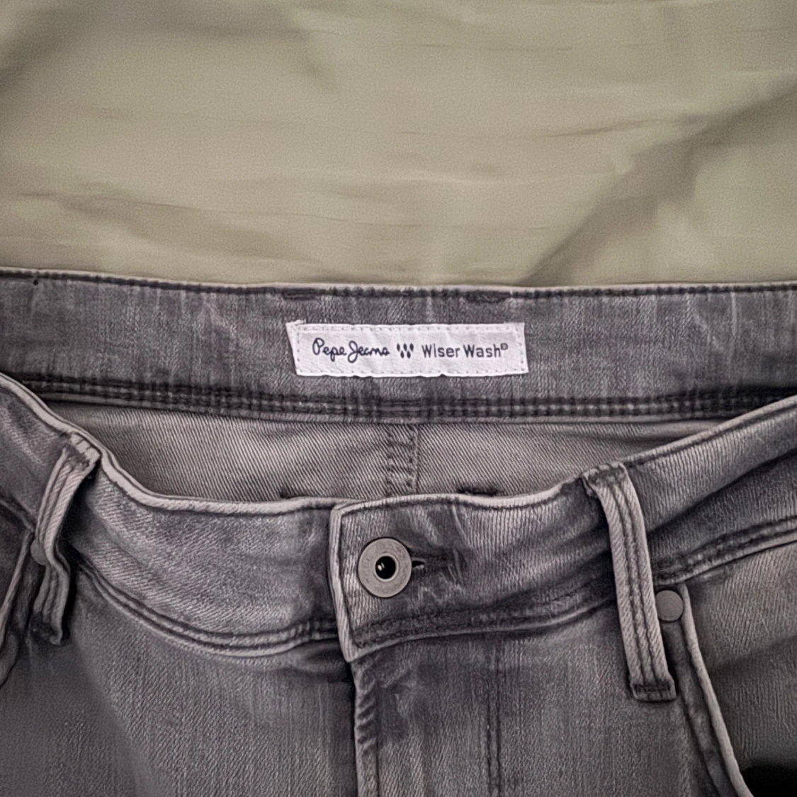 Grå skinny jeans från Pepe Jeans - 2