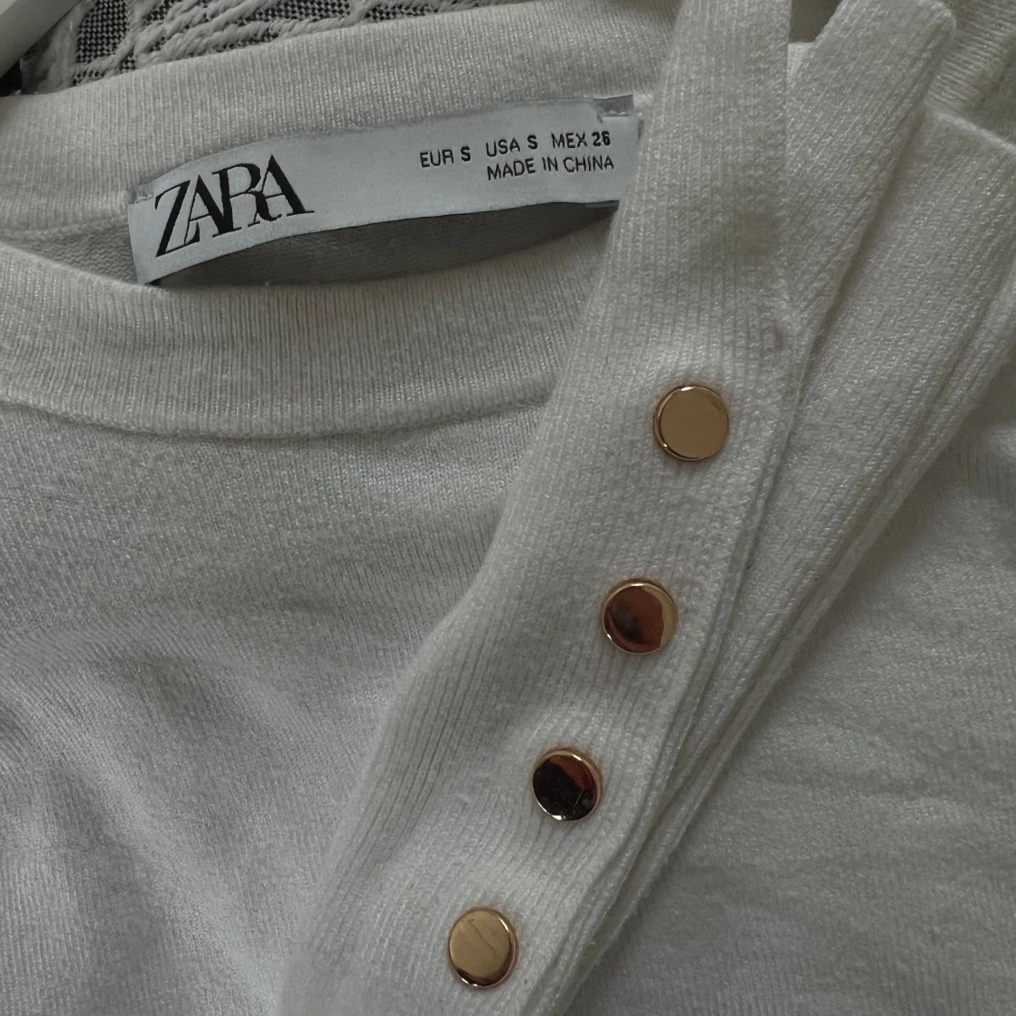 Vit långärmad tröja från Zara - 4