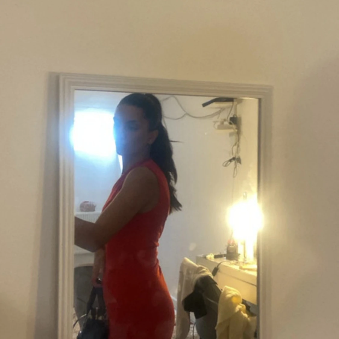 Röd långklänning med oneshoulder