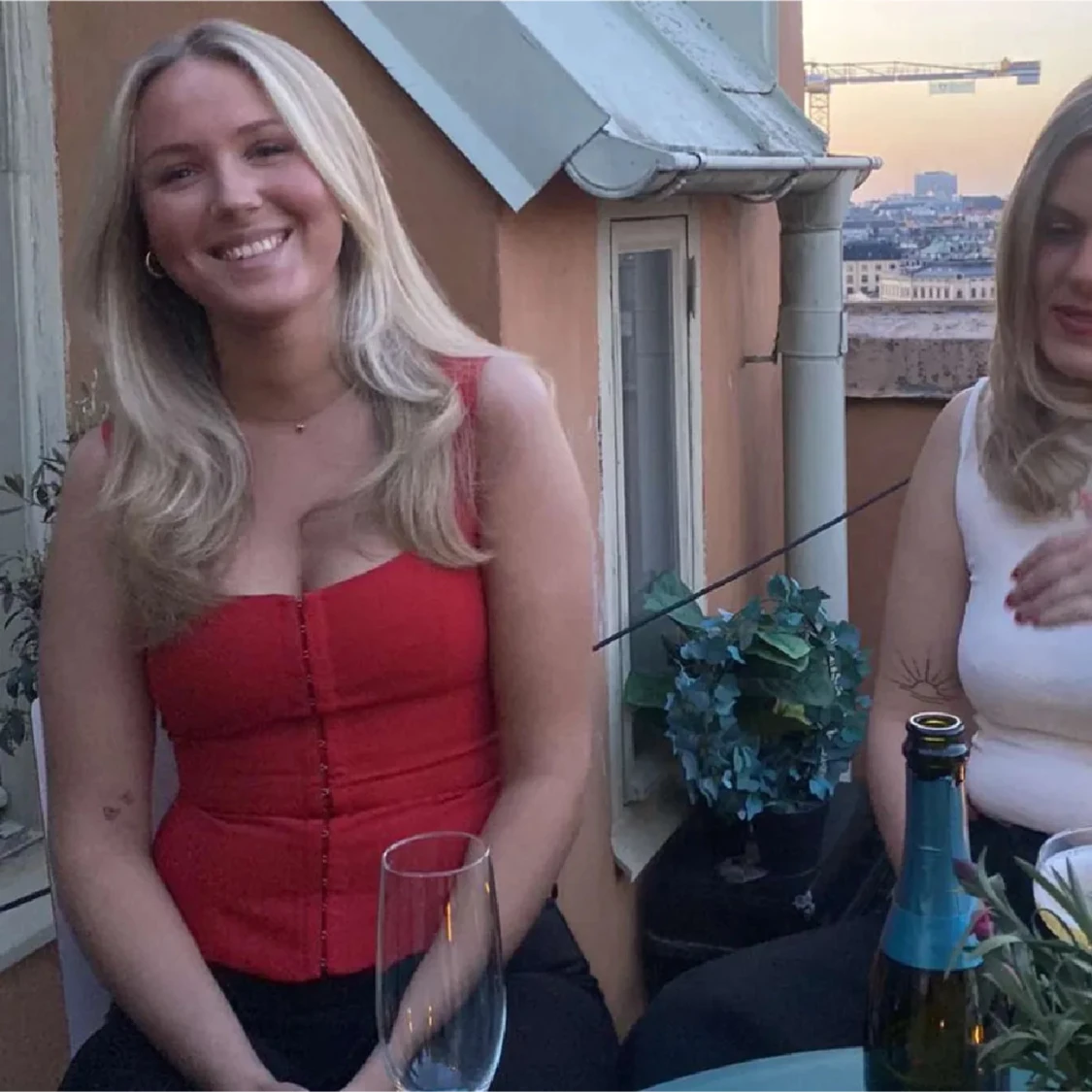 Röd topp från nakd  - 1