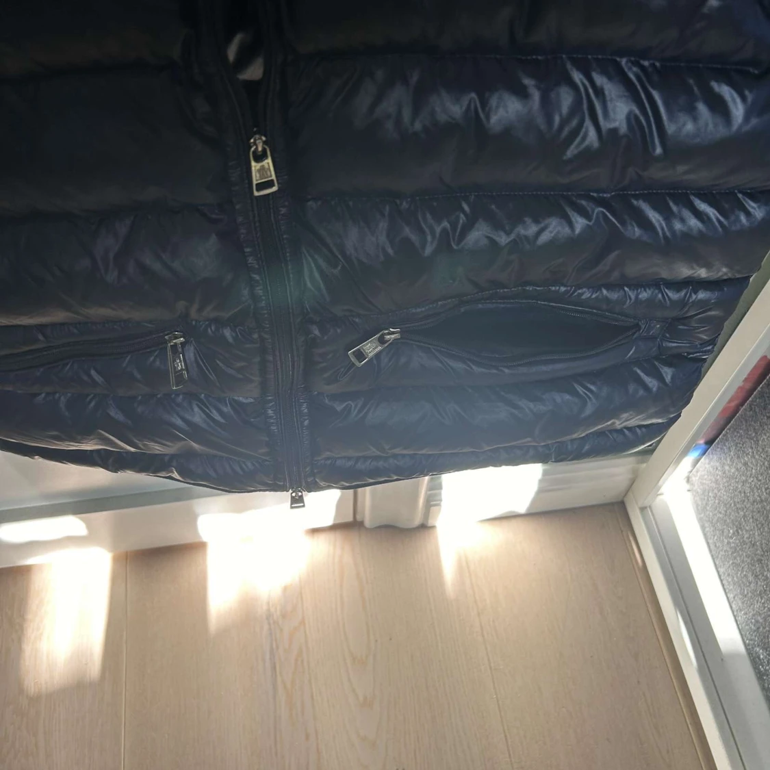 Marinblå  dunväst från Moncler - 2