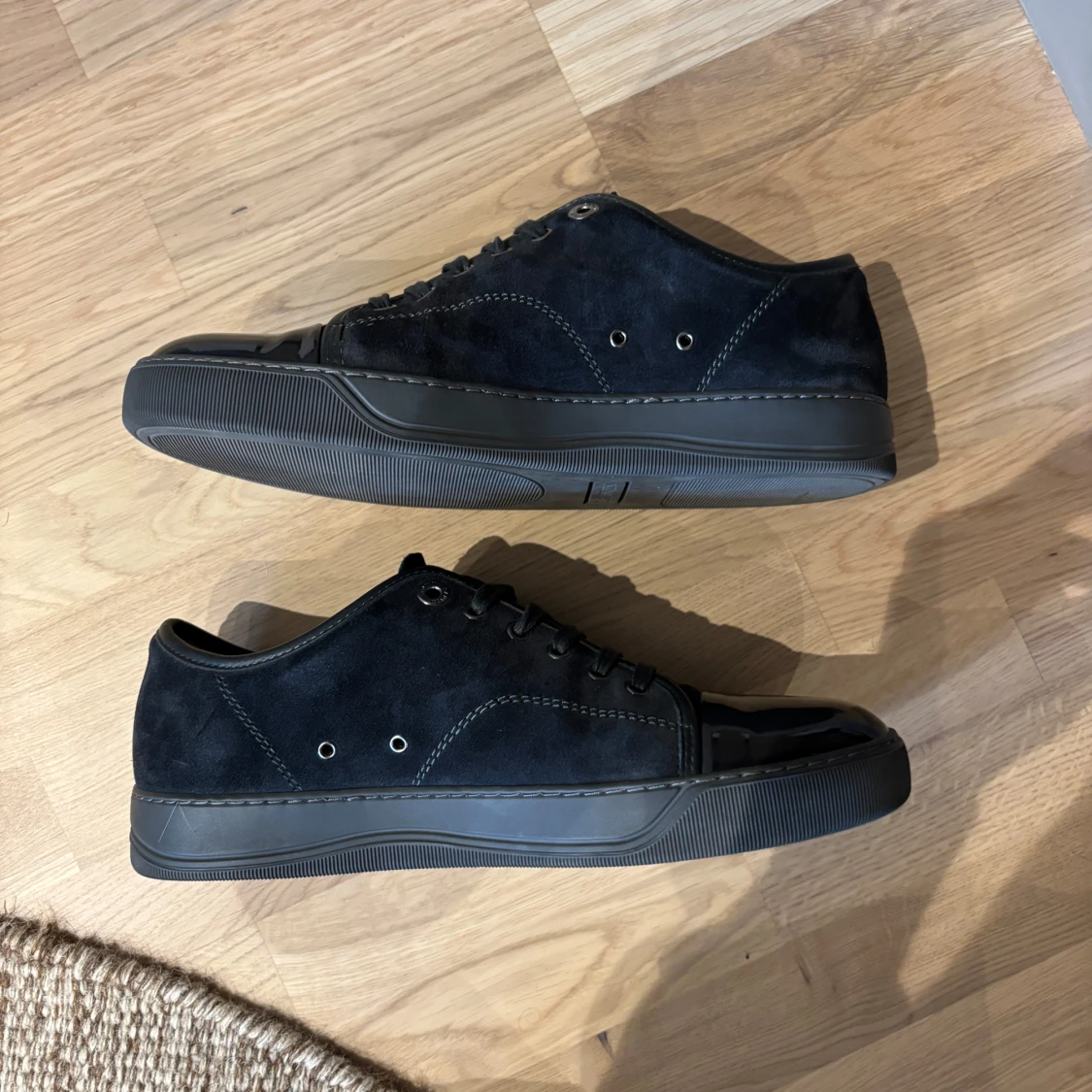 Svarta Lanvin CapToe - 2