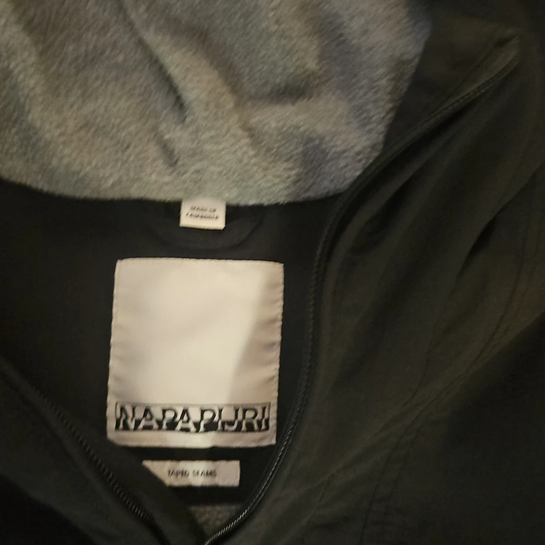 Svart jacka från Napapijri - 1