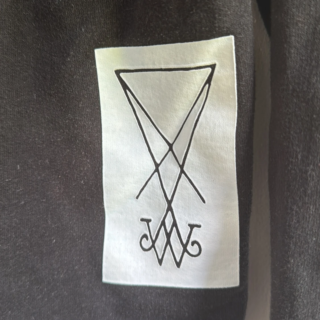 Svart sweatshirt från Welcome, M - 4