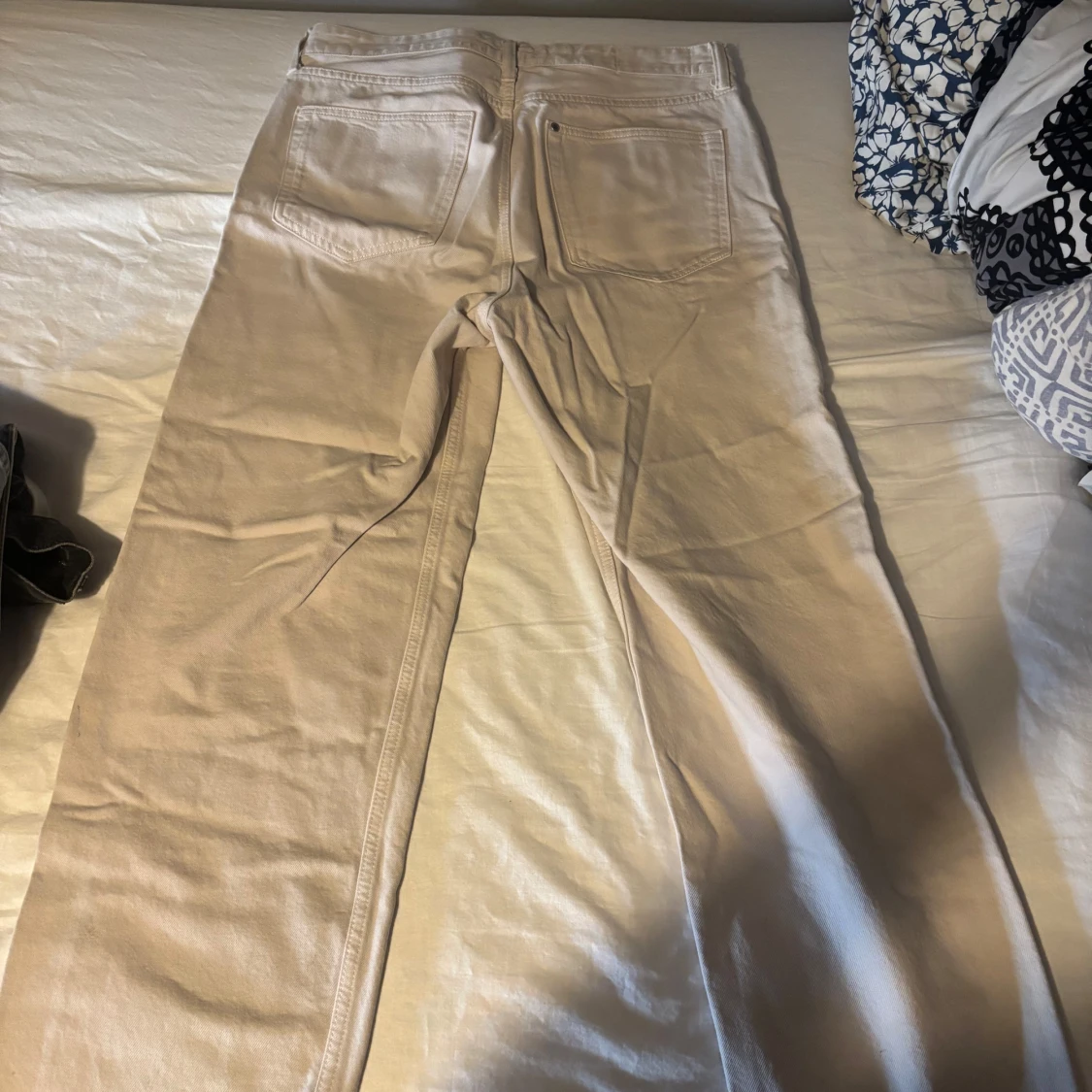 Grå/beigea raka byxor  - 1