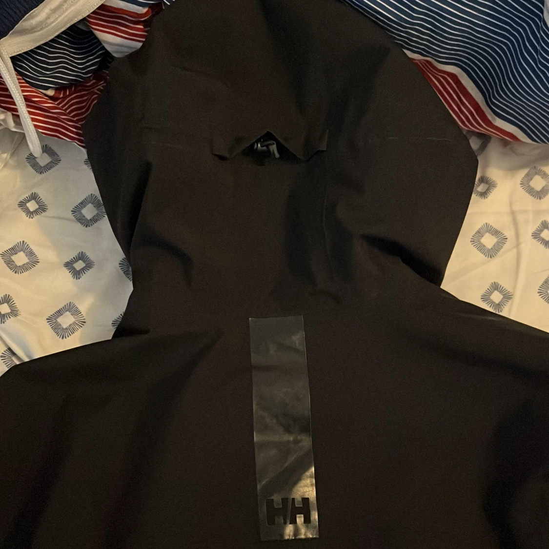 Svart vindjacka från Helly Hansen - 3