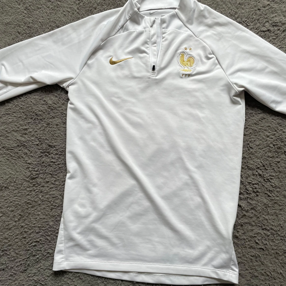 Vit långärmad Nike Frankrike-tröja