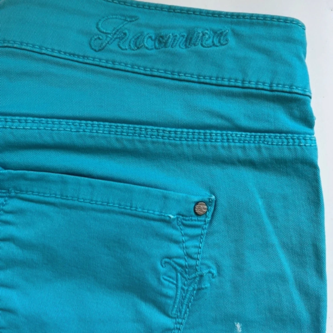 Turkosa jeansshorts från Fracomina - 3