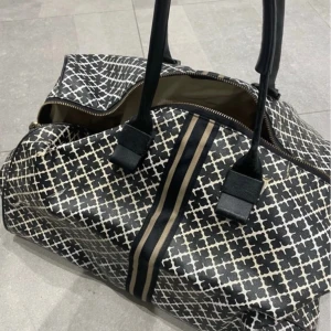 By Malene Birger Weekendbag  - finns skada