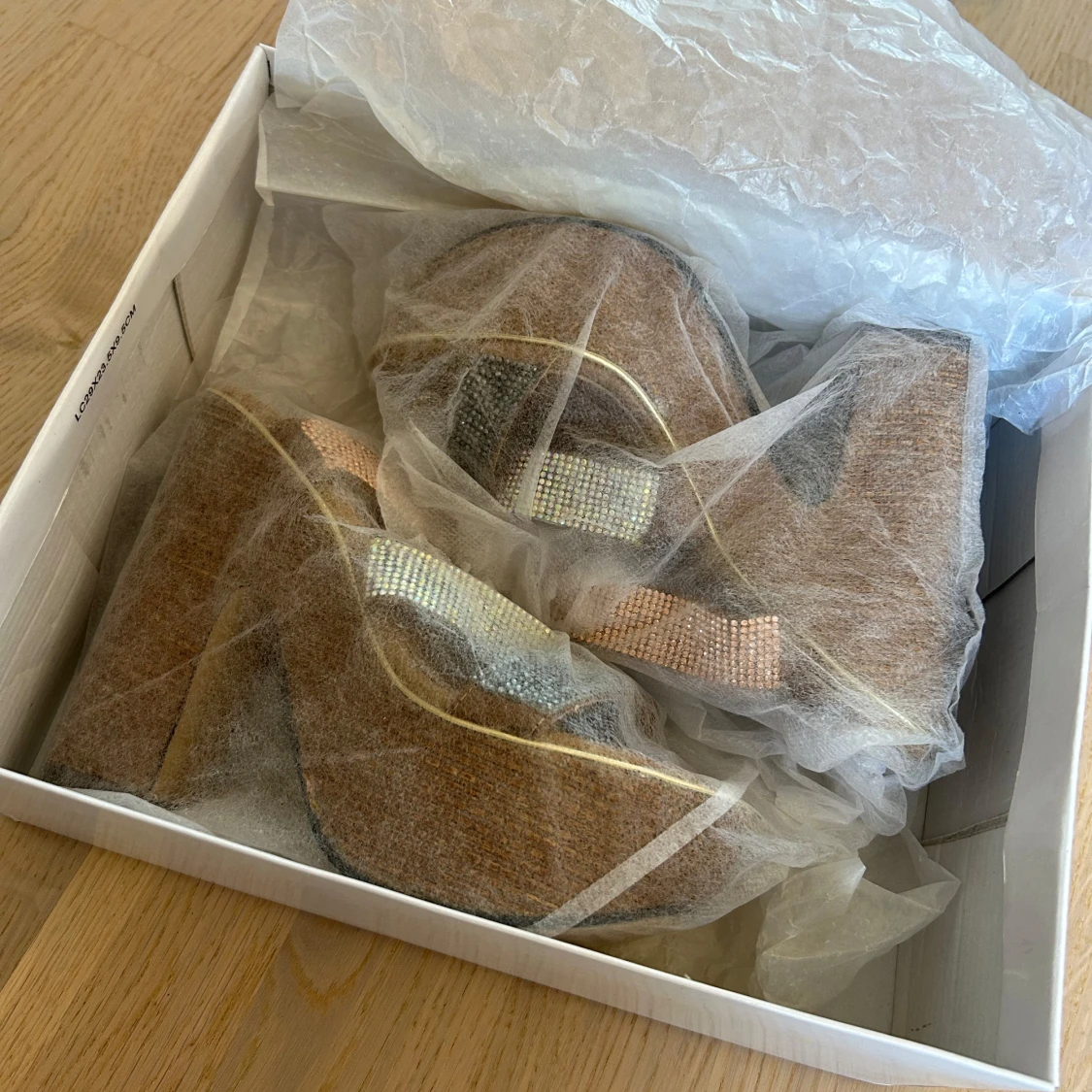 Högklackade skor/sandaletter - 4