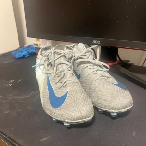 Nike fotbollsskor  - Bra skick