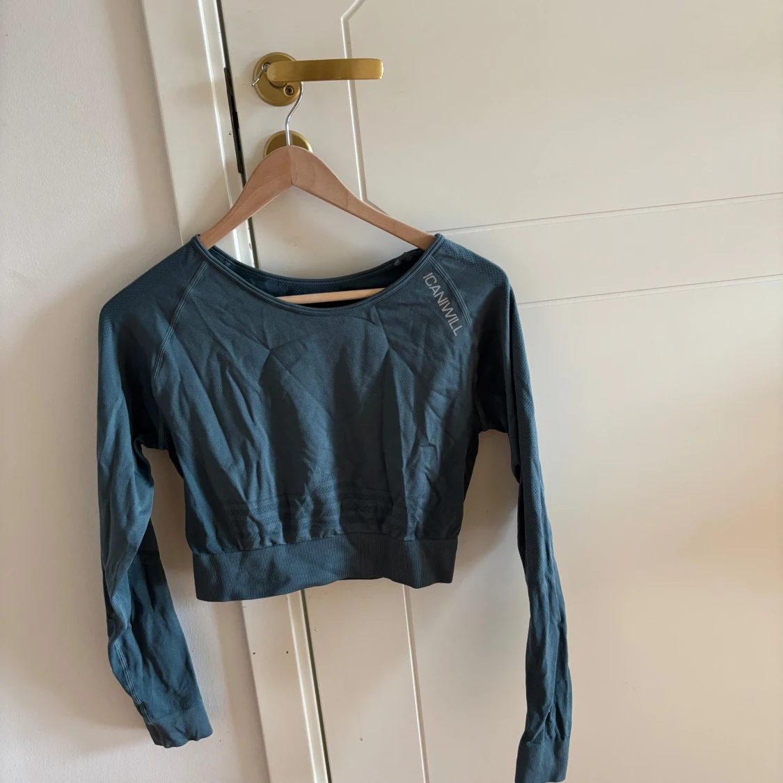 Grön långärmad tröja från ICIW