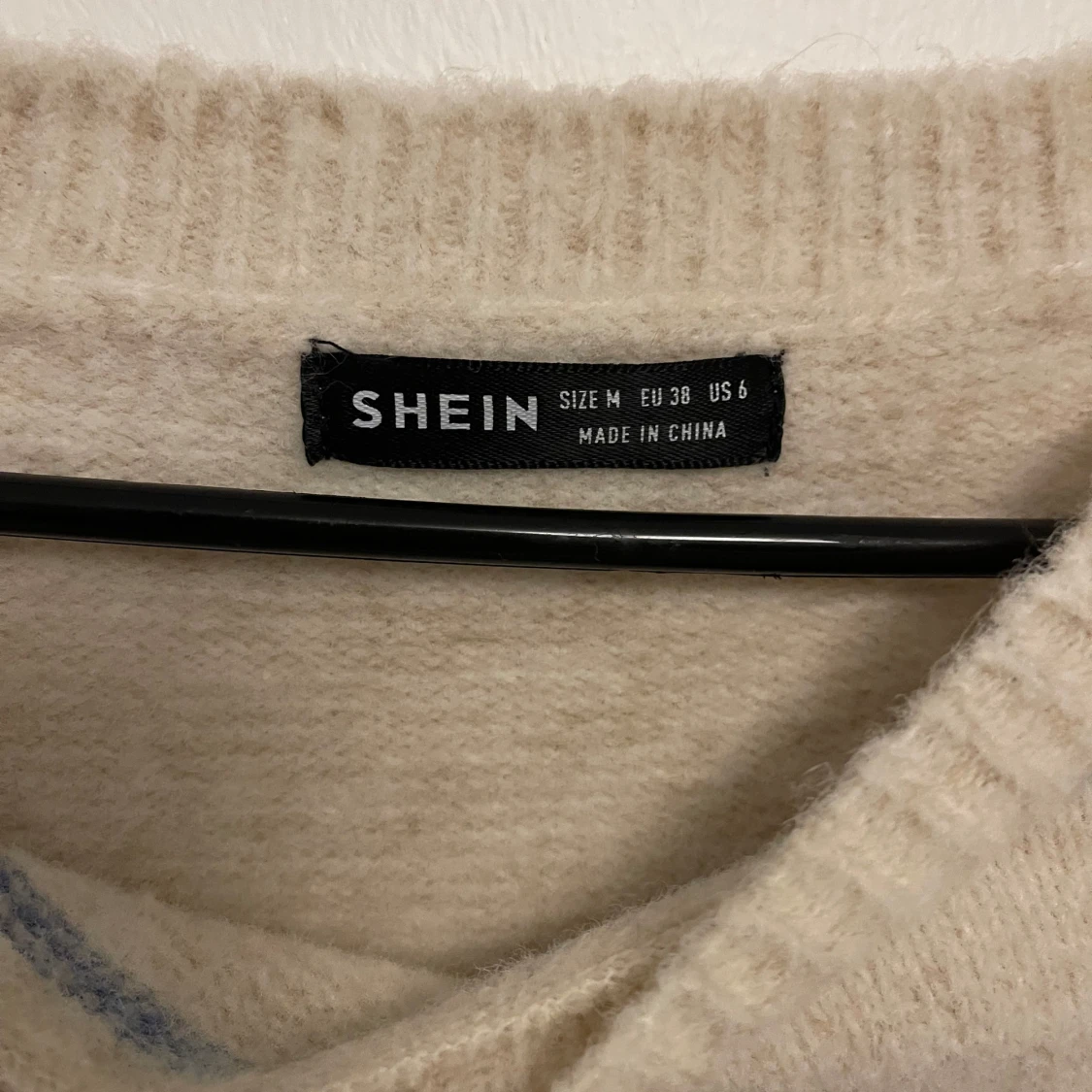 Beige randig tröja från SHEIN - 2