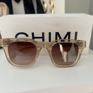 Chimi 04 - Chimis i färgen ecru , köpta förra sommaren och har inga defekter, kan sänka pris vid snabb affär❤️