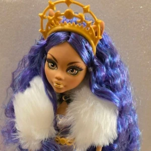 Monster high  - Howliday winter edition, Clawdeen 