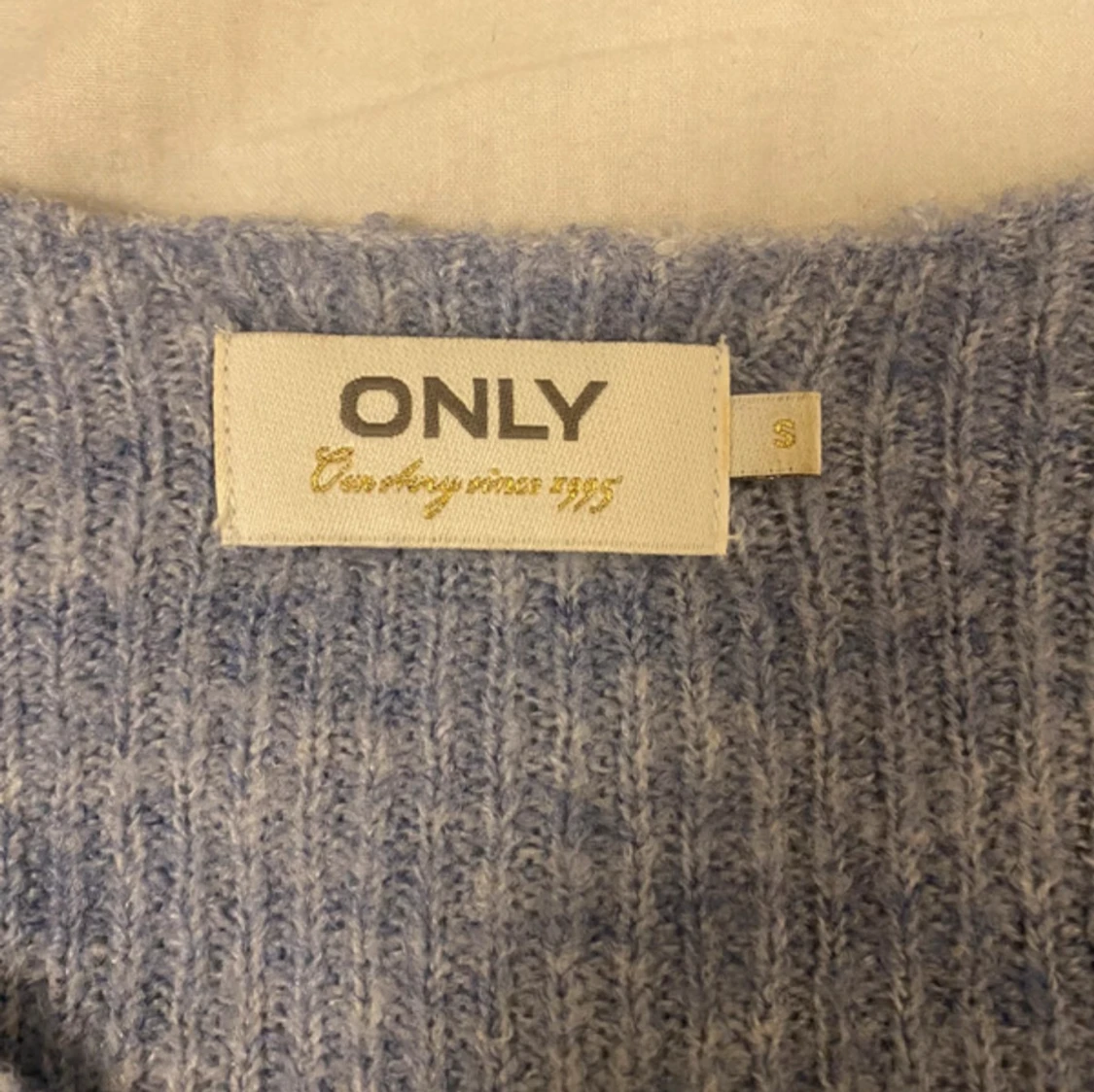 Ljusblå stickad tröja från ONLY - 1