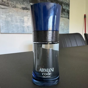 Armani Code Colonia parfym EDT 50ml - Armani Code parfym EDT, knappt använd. (Nypris 1050)