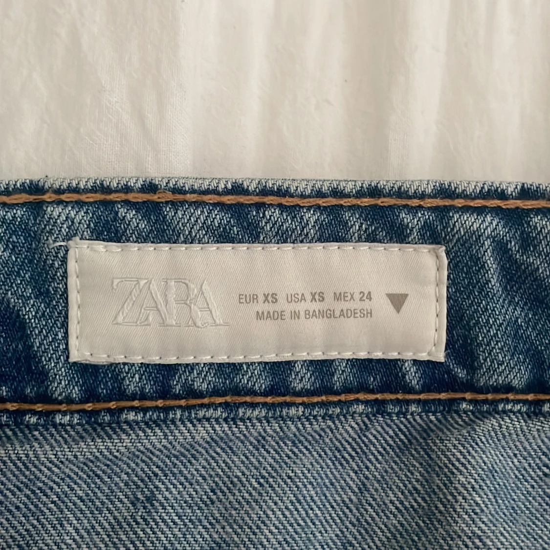 Blå jeanskjol från Zara XS - 3