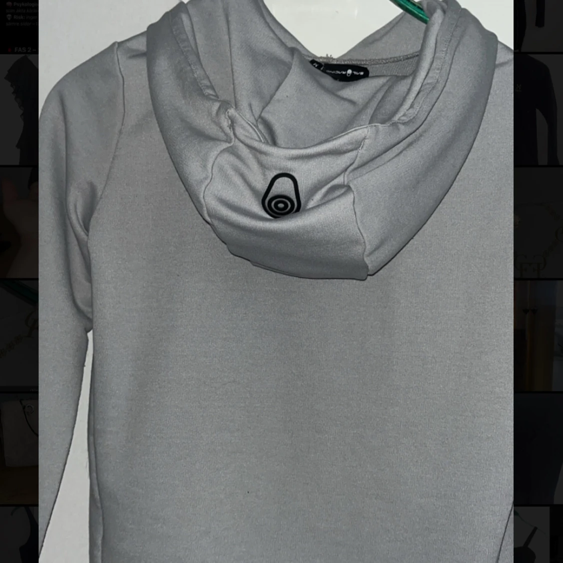 Grå hoodie från Sail Racing - 2