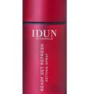 IDUN Minerals Ready Set Refresh Setting Spray - IDUN Minerals Ready Set Refresh Setting Spray i en röd flaska. Innehåller 3% niacinamid och är vegansk. Perfekt för att fixera sminket och ge en fräsch känsla under dagen. Kommer i en smidig sprayflaska på 50 ml.