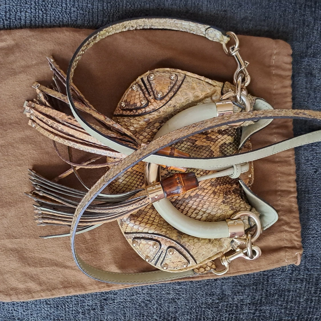 Limited Edition Indy Phyton Gucci väska - 4