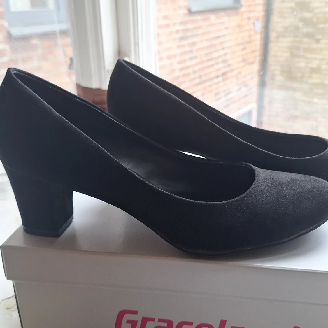 Svarta pumps från Graceland