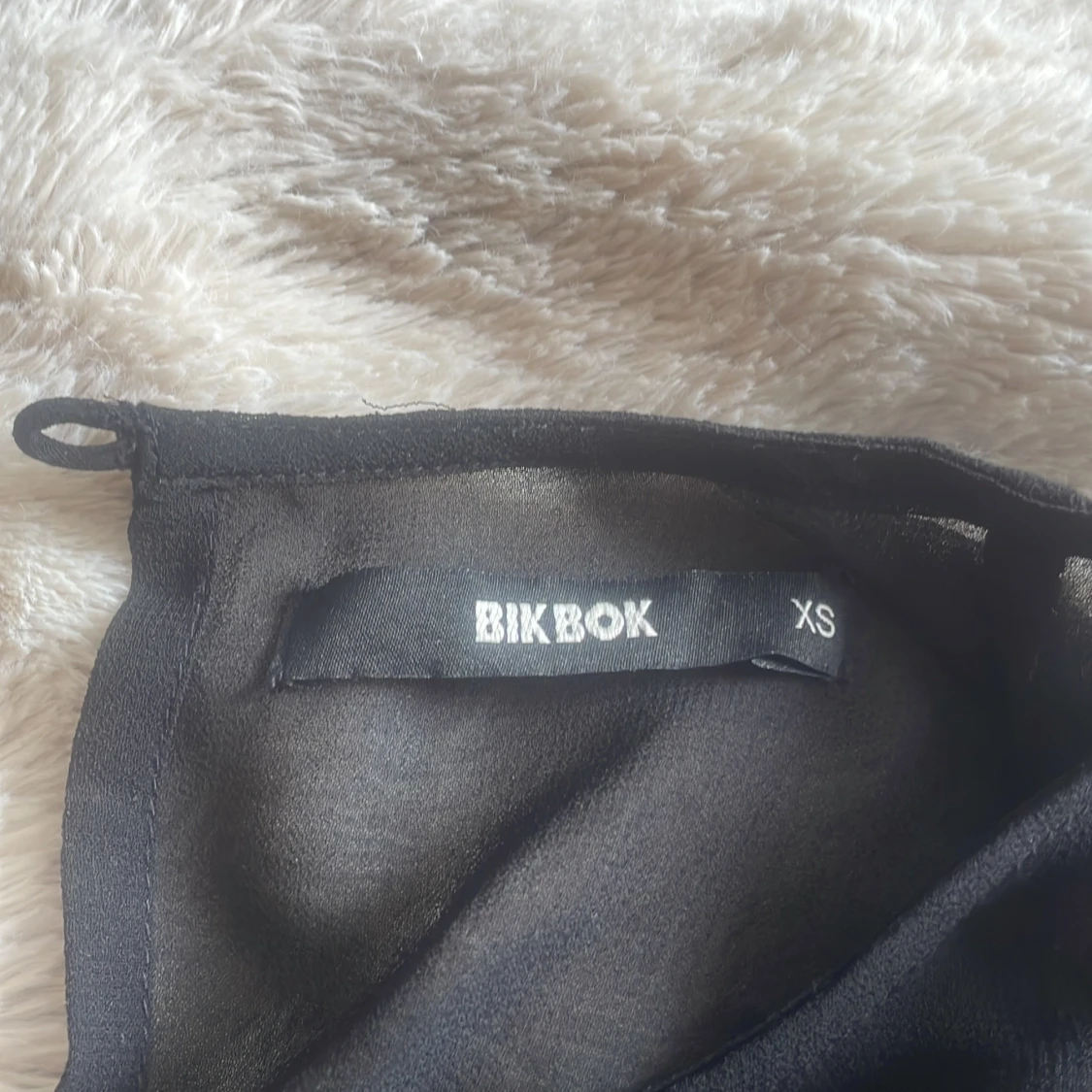 Svart blus från bikbok - 3