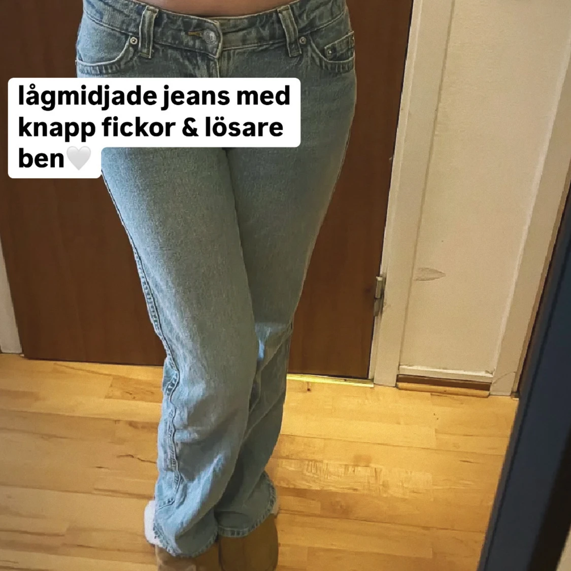Lågmidjade jeans med knappar - 1
