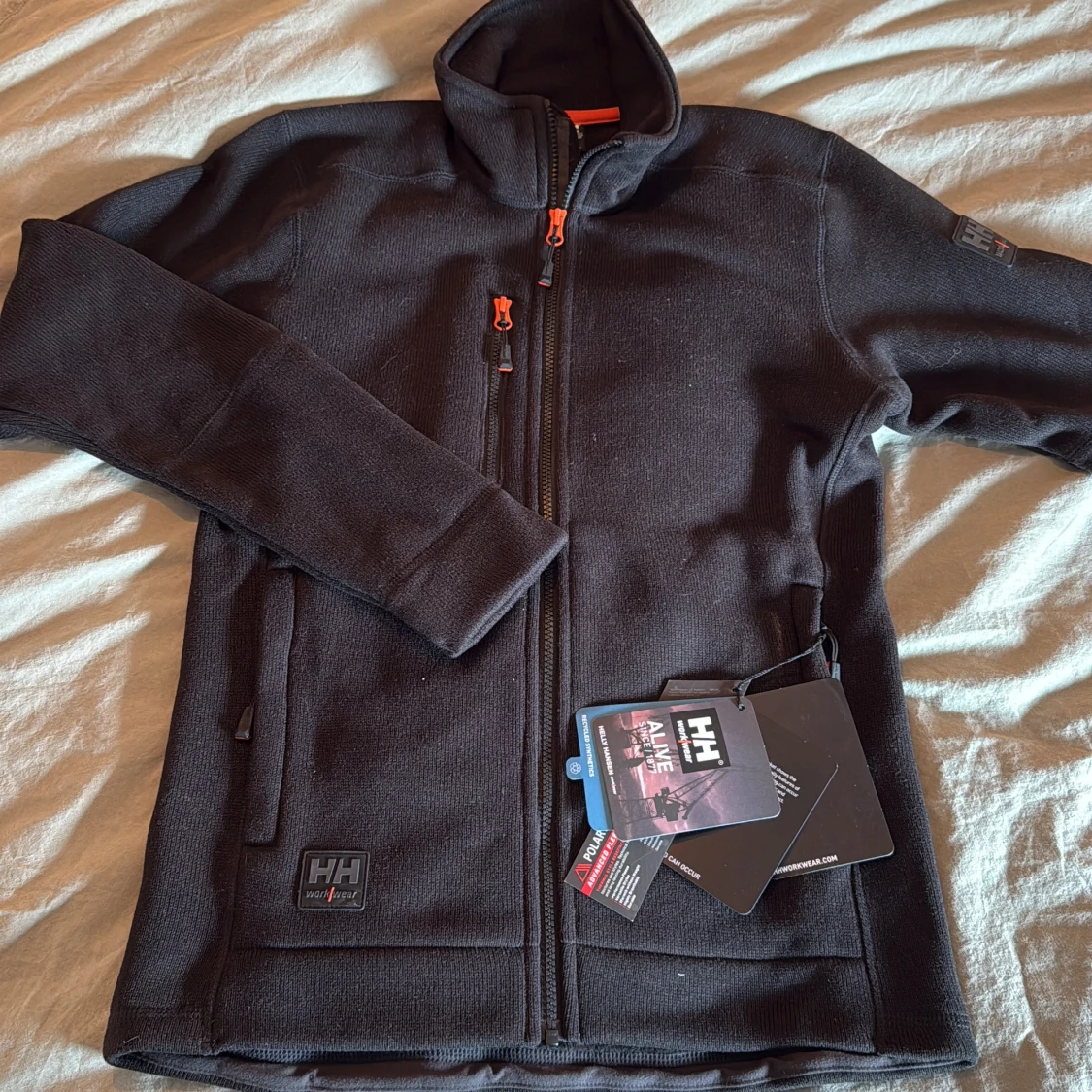 Svart fleecejacka från Helly Hansen Workwear