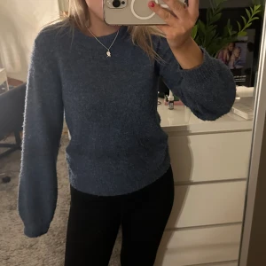 STICKAD TRÖJA  - stickad tröja från object 💕 bra skick, lite nopprig men inget som syns tydligt 