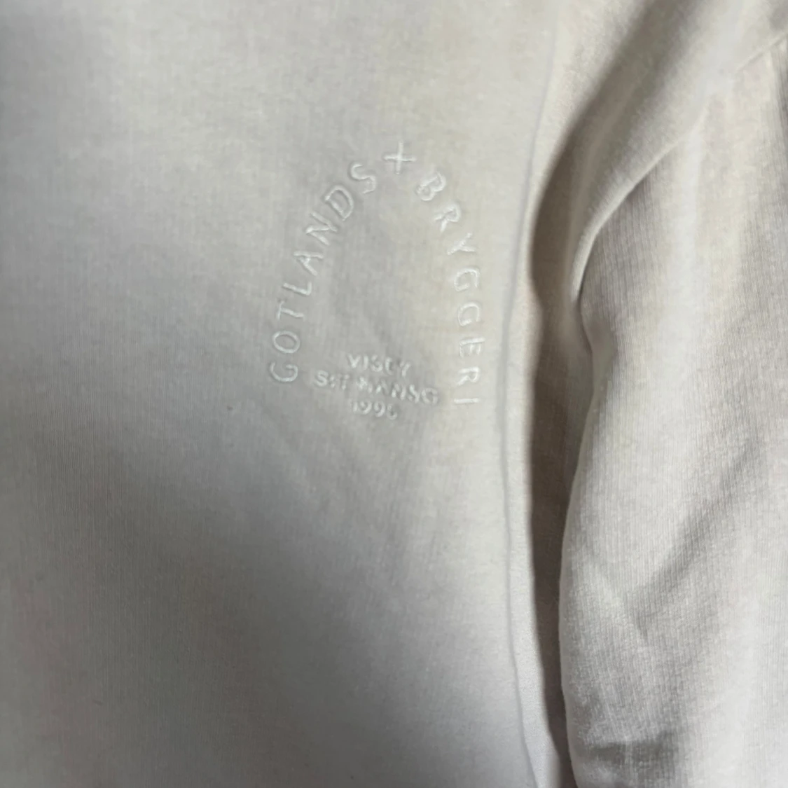 Beige sweatshirt från Gotlands Bryggeri - 1